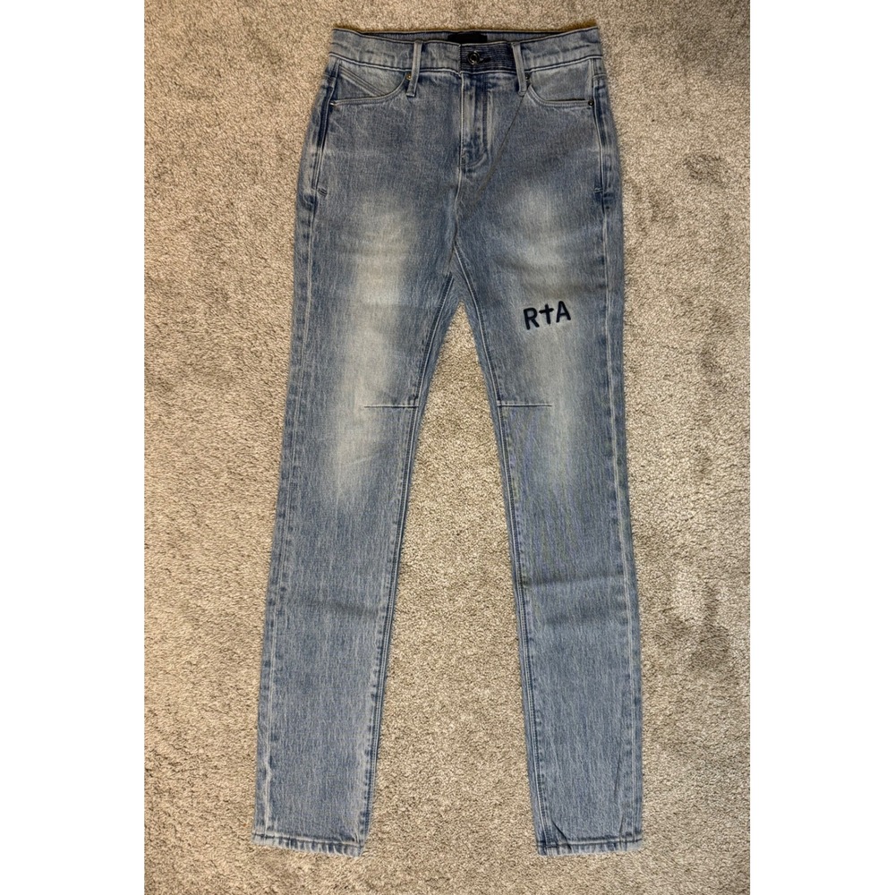 RTA Clayton Faded Light Wash Jeans Size 29